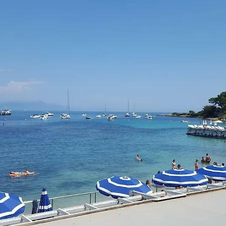 Apartment La Tourraque *